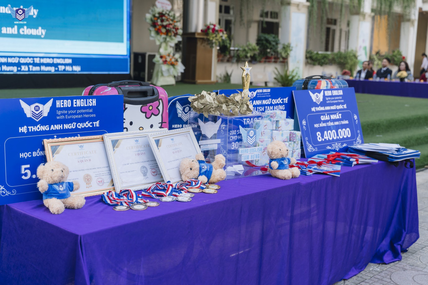 RUNG CHUÔNG VÀNG TIẾNG ANH TẠI TRƯỜNG TIỂU HỌC TAM HƯNG